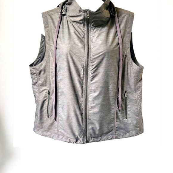 CATO Plus Size Gray Sleeveless Hooded Zip- Up Vest Size 22/24 3X - Picture 1 of 15